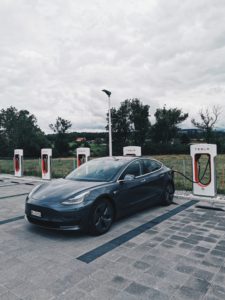 Tesla Schnellladestation jetzt schon für zuhause erhältlich?