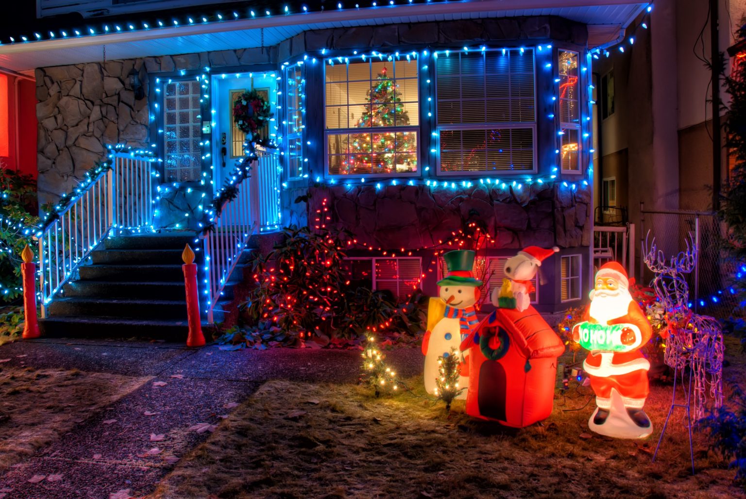 Weihnachtsbeleuchtung im Garten Tipps für Ihre Sicherheit